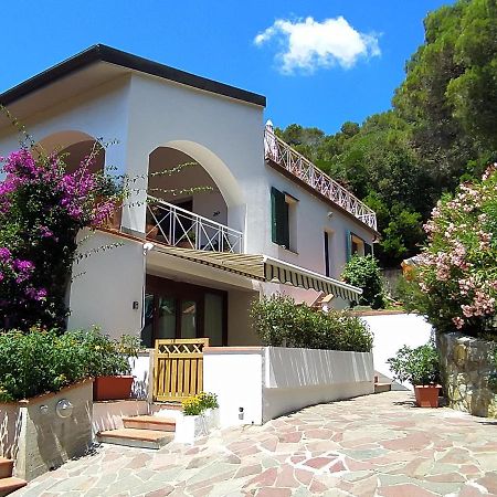 Tra Mare E Bosco Nella Splendida Quercianella Villa Bagian luar foto