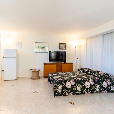 Tra Mare E Bosco Nella Splendida Quercianella Villa Bagian luar foto