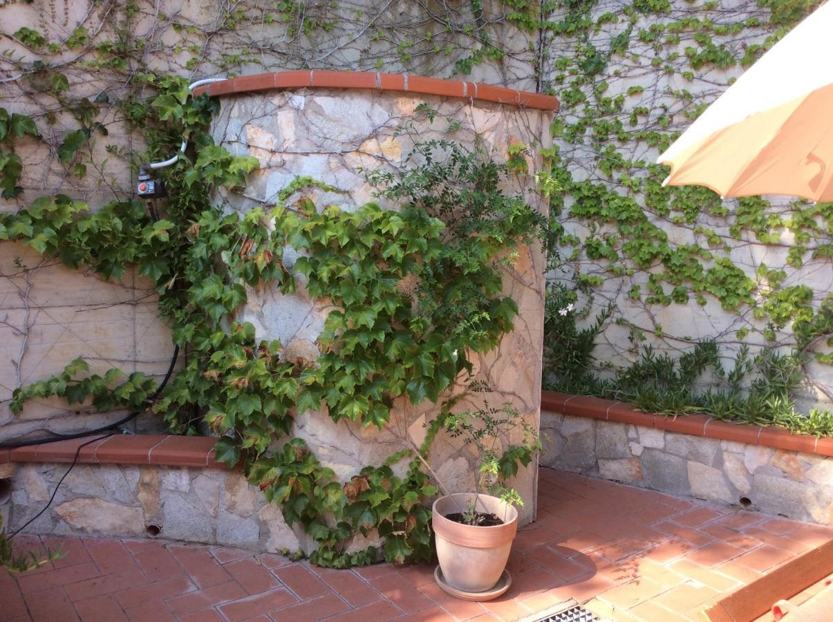 Tra Mare E Bosco Nella Splendida Quercianella Villa Bagian luar foto