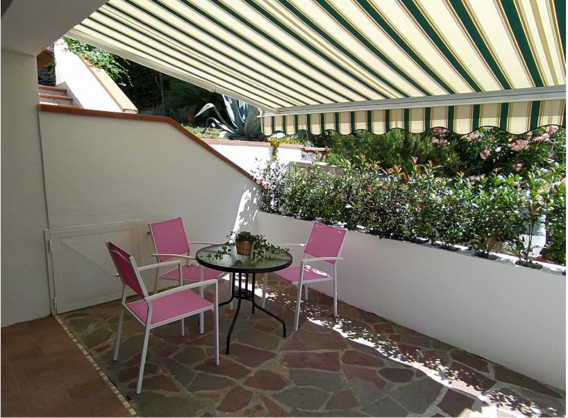 Tra Mare E Bosco Nella Splendida Quercianella Villa Bagian luar foto