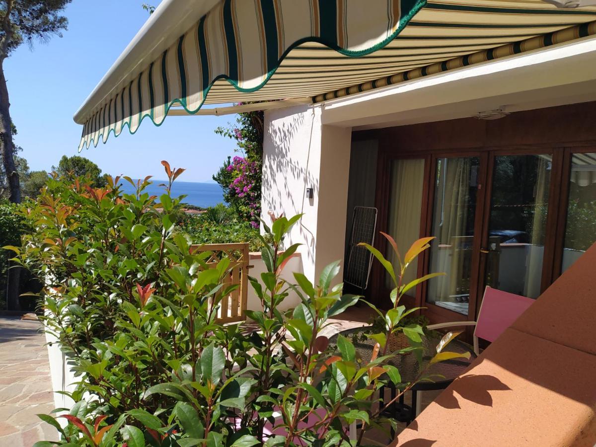 Tra Mare E Bosco Nella Splendida Quercianella Villa Bagian luar foto